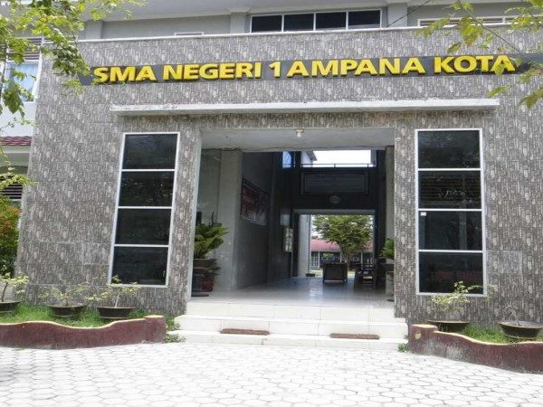 Sejarah Berdirinya SMAN 1 Ampana Kota